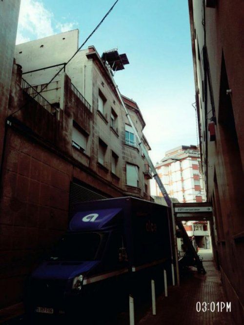 Portes y pequeñas mudanzas en Sant Cugat del Valles